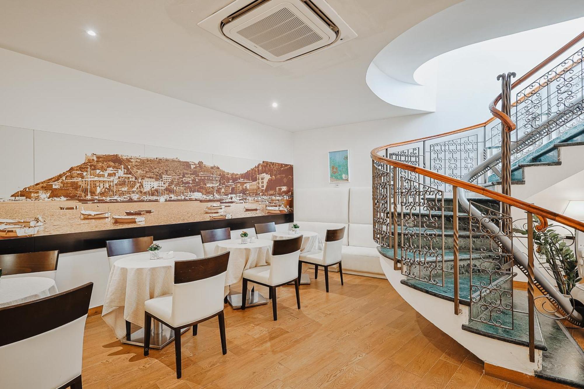 Bi Hotel Porto Ercole  Extérieur photo