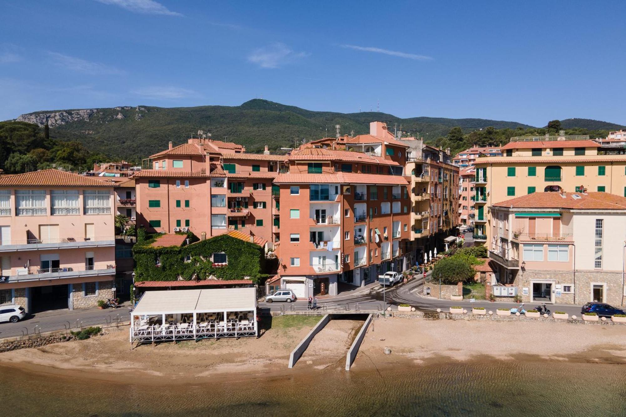 Bi Hotel Porto Ercole  Extérieur photo